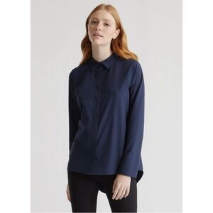 Quince Size L Navy Performance Tech Blouse Button Up Shirt Career Commuter